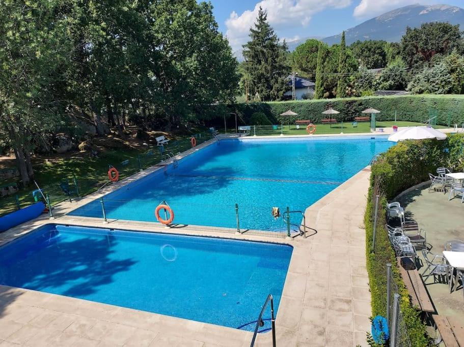 Chalet De 5 Habitaciones En La Sierra De Madrid El Olivo De Miraflores Miraflores de la Sierra Exteriér fotografie